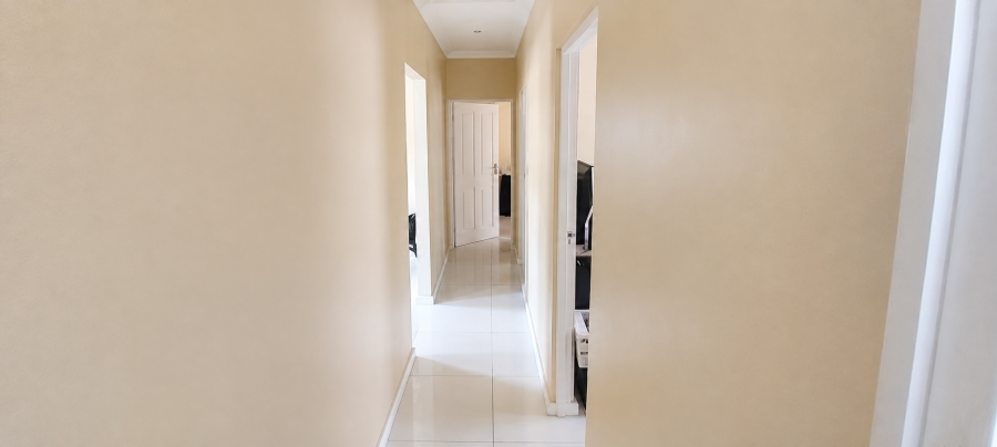 3 Bedroom Property for Sale in Beacon Bay North Eastern Cape
